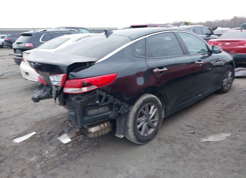 Photo 4 of 2020 Kia Optima LX (VIN 5XXGT4L38LG443776)