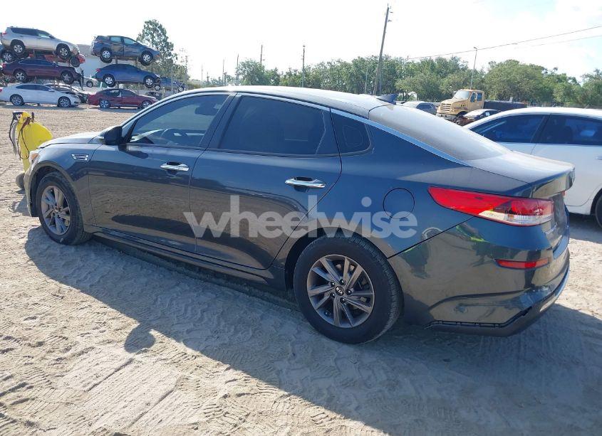Photo 3 of 2020 Kia Optima LX (VIN 5XXGT4L38LG452316)