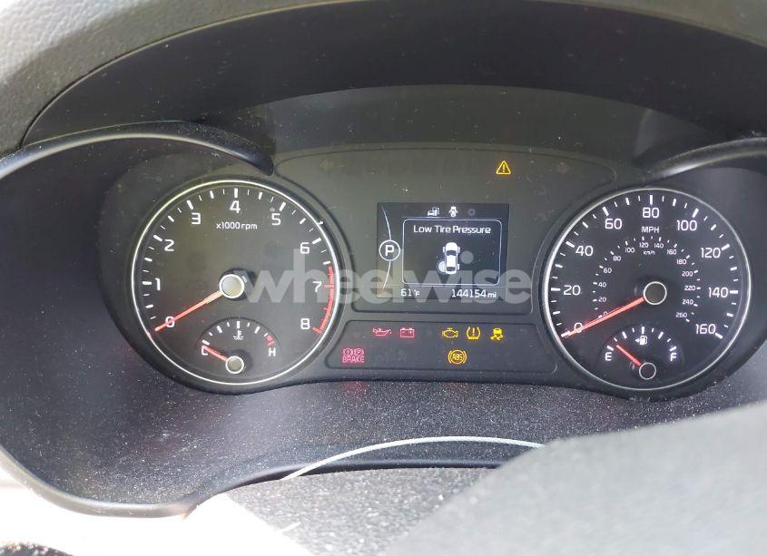 Photo 7 of 2016 Kia Optima LX (VIN 5XXGT4L39GG016631)