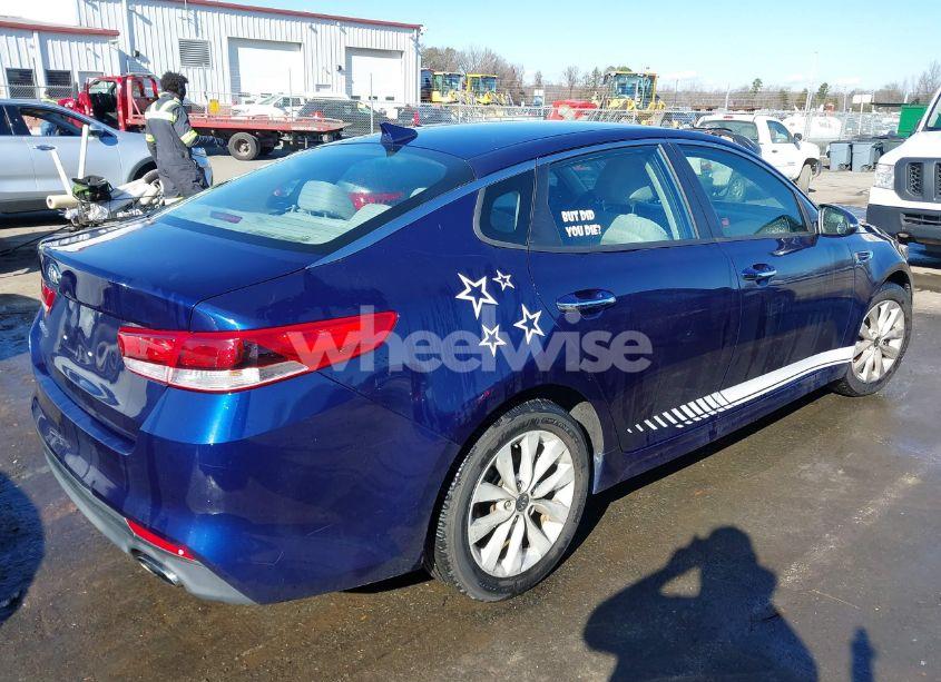 Photo 4 of 2016 Kia Optima LX (VIN 5XXGT4L39GG017326)