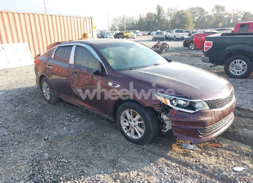 2016 Kia Optima LX (VIN 5XXGT4L39GG020534) main photo