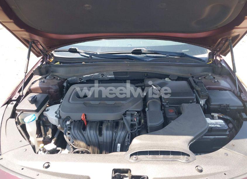 Photo 10 of 2016 Kia Optima LX (VIN 5XXGT4L39GG022574)