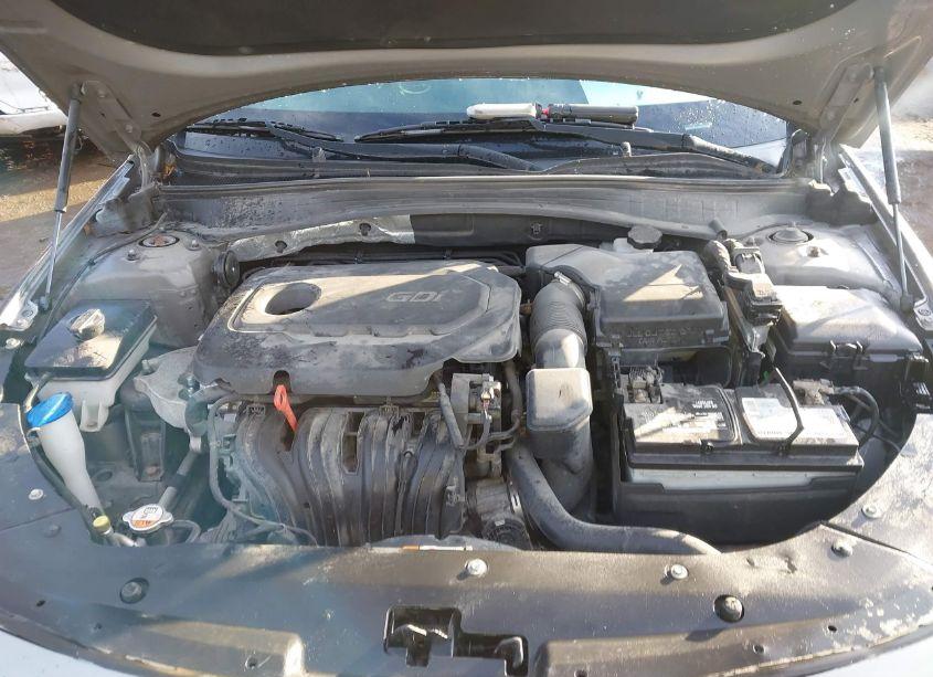 Photo 10 of 2016 Kia Optima LX (VIN 5XXGT4L39GG036376)