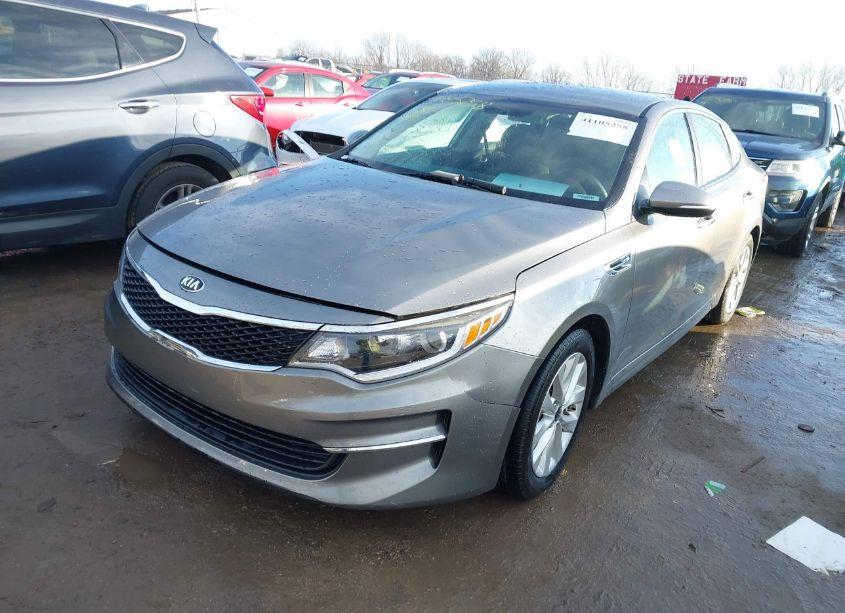 Photo 2 of 2016 Kia Optima LX (VIN 5XXGT4L39GG036376)