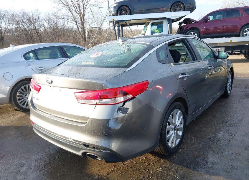 Photo 4 of 2016 Kia Optima LX (VIN 5XXGT4L39GG036376)