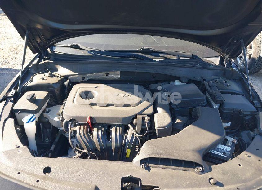 Photo 10 of 2016 Kia Optima LX (VIN 5XXGT4L39GG036801)