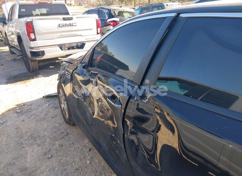 Photo 6 of 2016 Kia Optima LX (VIN 5XXGT4L39GG036801)