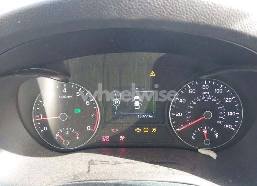 Photo 7 of 2016 Kia Optima LX (VIN 5XXGT4L39GG036801)