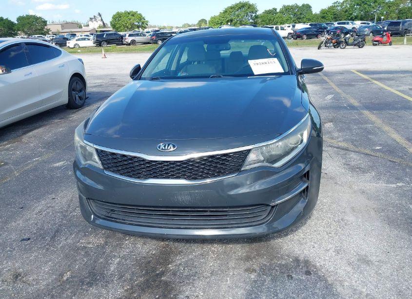 Photo 13 of 2016 Kia Optima LX (VIN 5XXGT4L39GG072665)