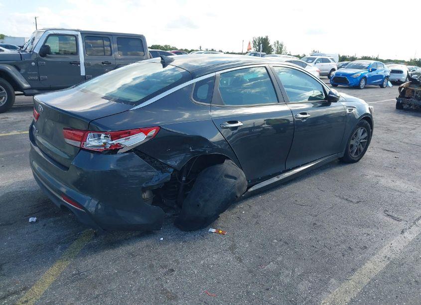 Photo 4 of 2016 Kia Optima LX (VIN 5XXGT4L39GG072665)