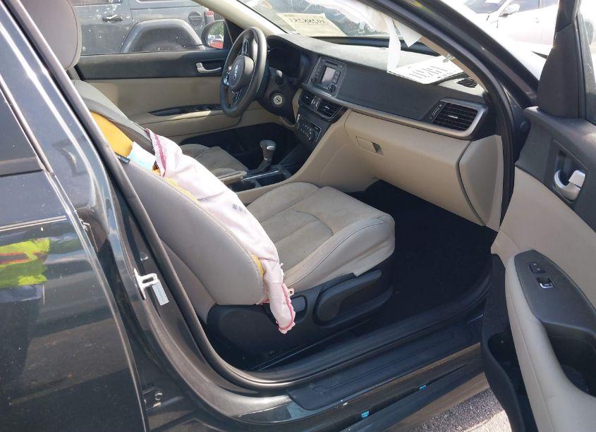 Photo 5 of 2016 Kia Optima LX (VIN 5XXGT4L39GG072665)
