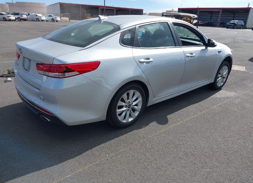 Photo 4 of 2016 Kia Optima LX (VIN 5XXGT4L39GG077199)