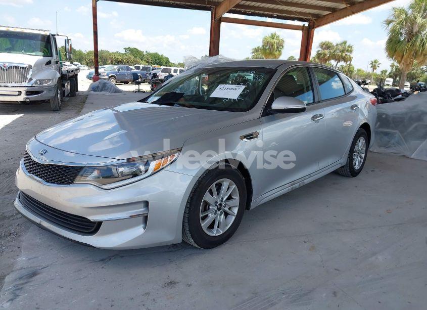 Photo 2 of 2016 Kia Optima LX (VIN 5XXGT4L39GG093127)