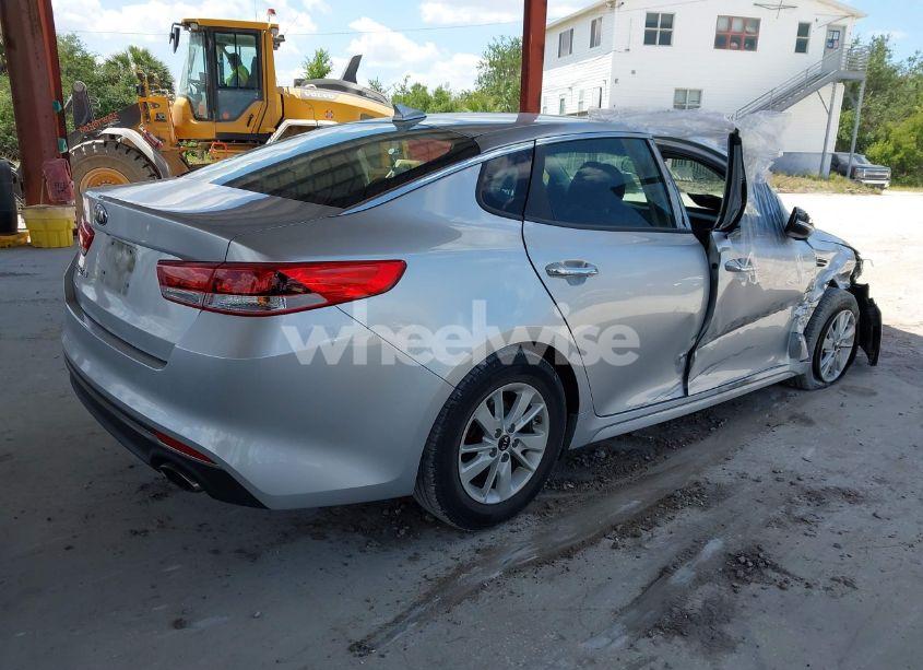 Photo 4 of 2016 Kia Optima LX (VIN 5XXGT4L39GG093127)