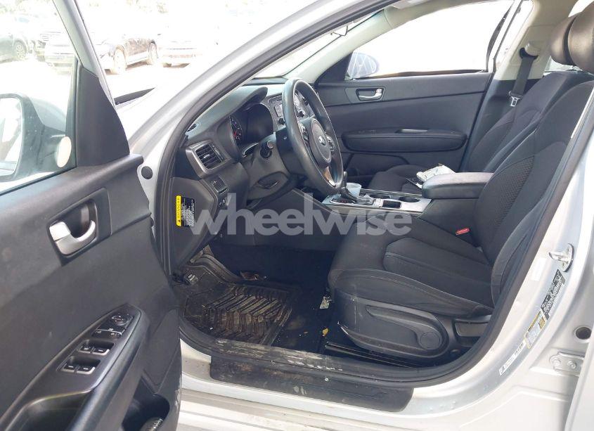 Photo 5 of 2016 Kia Optima LX (VIN 5XXGT4L39GG093127)