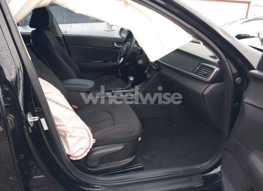 Photo 5 of 2016 Kia Optima LX (VIN 5XXGT4L39GG097419)