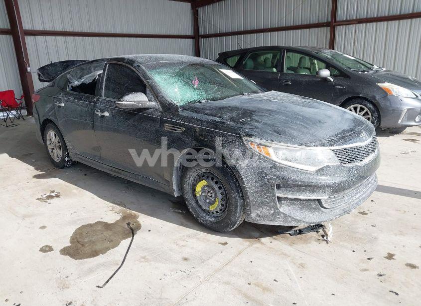 2016 Kia Optima LX (VIN 5XXGT4L39GG099008) main photo