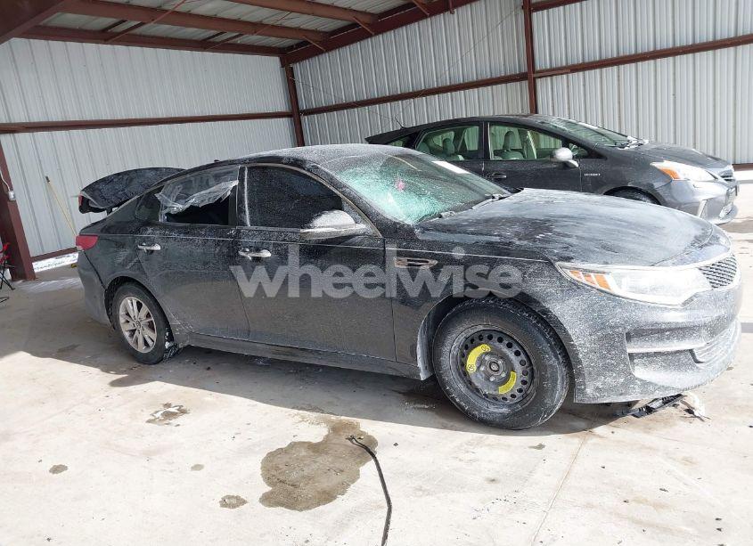 Photo 13 of 2016 Kia Optima LX (VIN 5XXGT4L39GG099008)