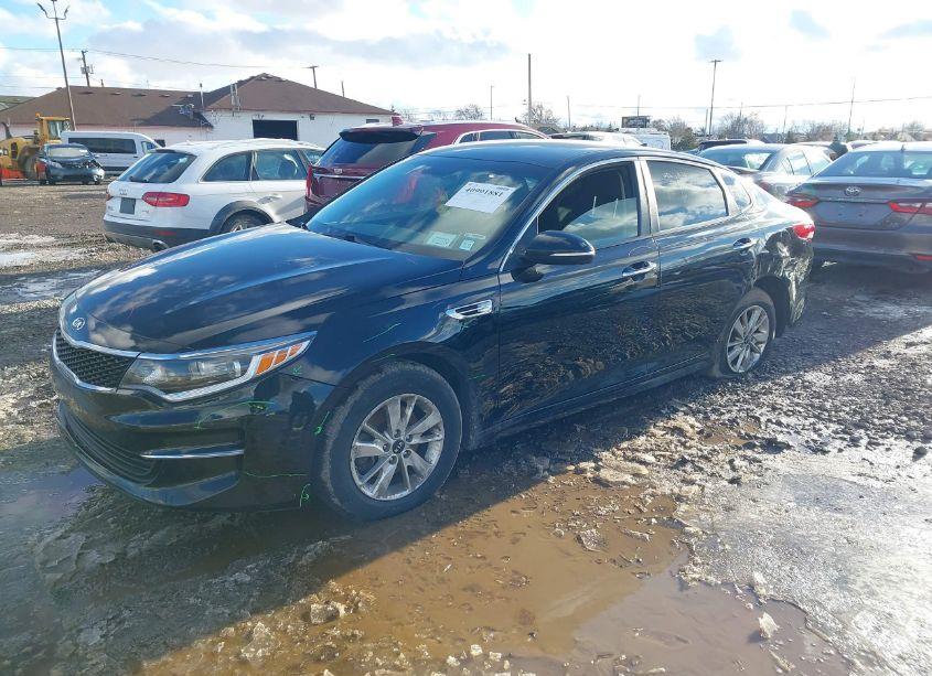 Photo 2 of 2016 Kia Optima LX (VIN 5XXGT4L39GG100819)