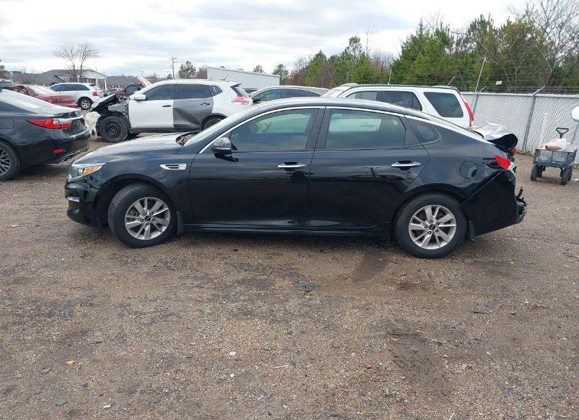 Photo 14 of 2016 Kia Optima LX (VIN 5XXGT4L39GG104837)