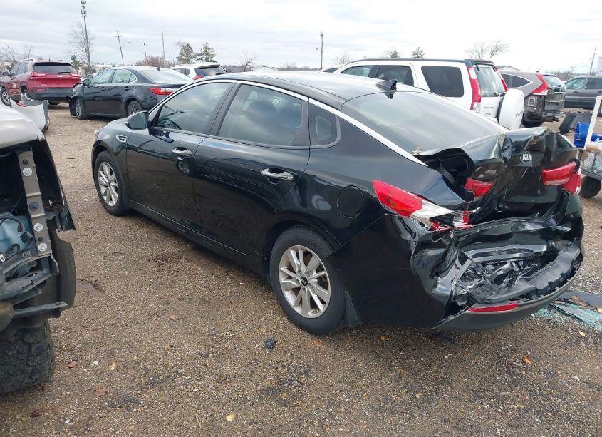 Photo 3 of 2016 Kia Optima LX (VIN 5XXGT4L39GG104837)