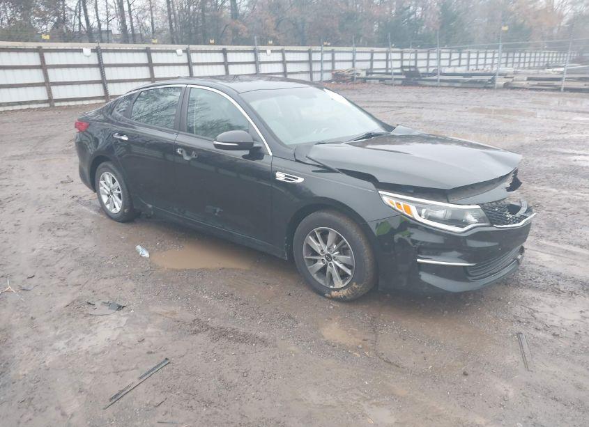 2016 Kia Optima LX (VIN 5XXGT4L39GG118804) main photo