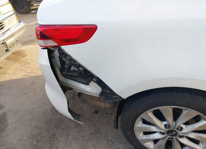 Photo 18 of 2017 Kia Optima LX (VIN 5XXGT4L39HG134048)