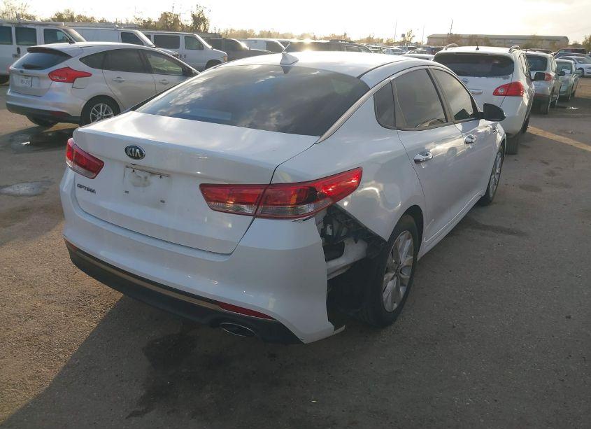 Photo 4 of 2017 Kia Optima LX (VIN 5XXGT4L39HG134048)