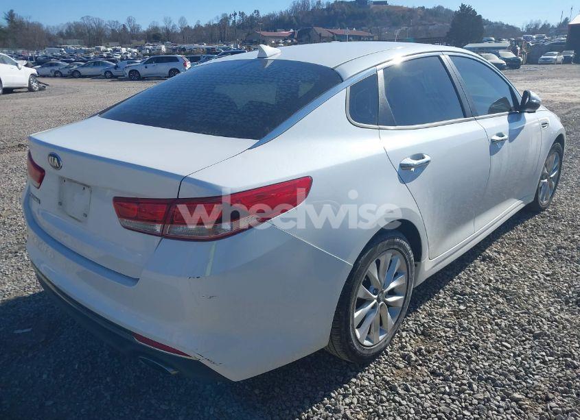 Photo 4 of 2017 Kia Optima LX (VIN 5XXGT4L39HG145938)