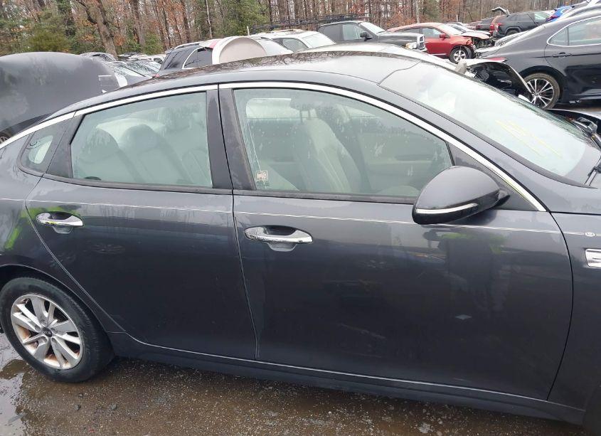Photo 14 of 2017 Kia Optima LX (VIN 5XXGT4L39HG170113)