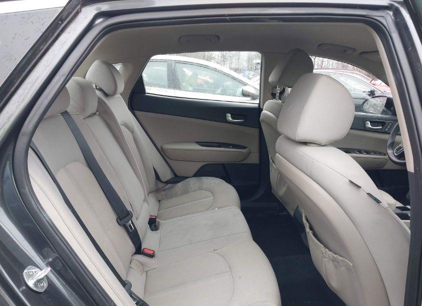 Photo 8 of 2017 Kia Optima LX (VIN 5XXGT4L39HG170113)
