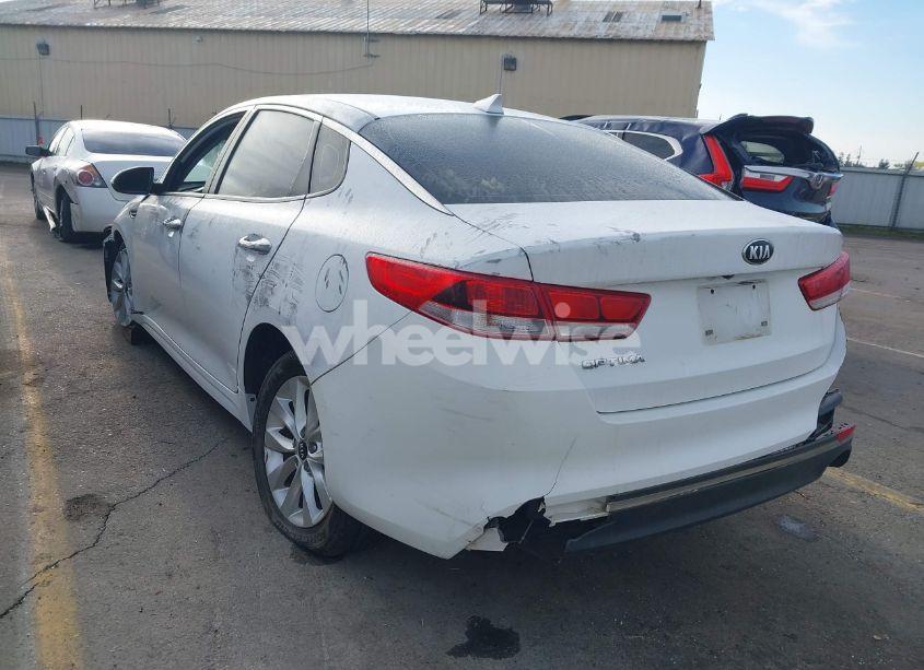 Photo 3 of 2017 Kia Optima LX (VIN 5XXGT4L39HG174047)