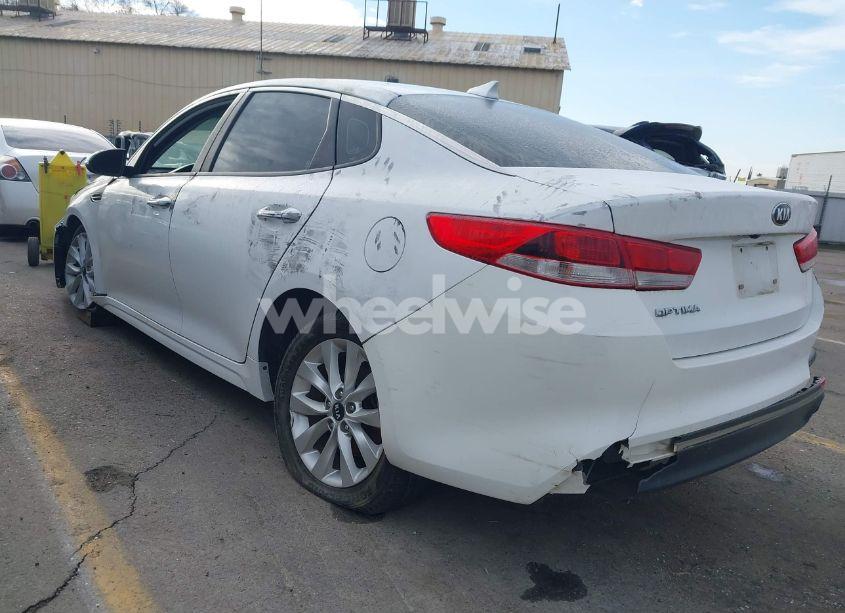 Photo 6 of 2017 Kia Optima LX (VIN 5XXGT4L39HG174047)