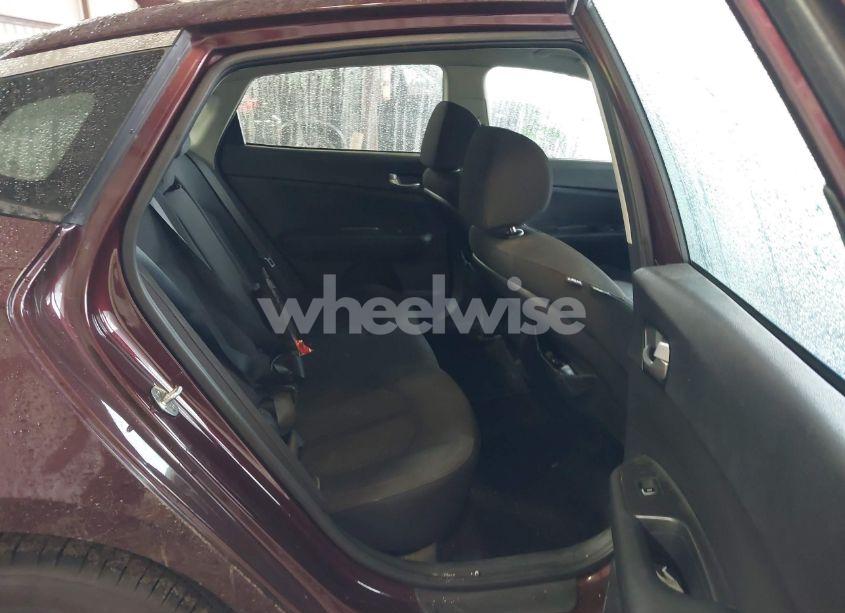 Photo 8 of 2017 Kia Optima LX (VIN 5XXGT4L39HG177269)