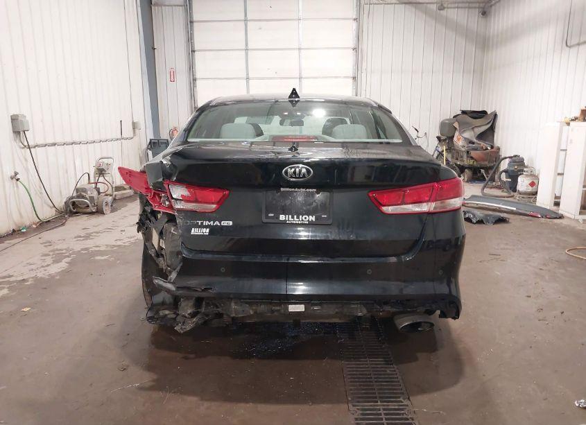 Photo 17 of 2018 Kia Optima LX (VIN 5XXGT4L39JG185412)