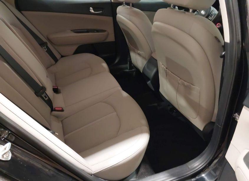 Photo 8 of 2018 Kia Optima LX (VIN 5XXGT4L39JG185412)