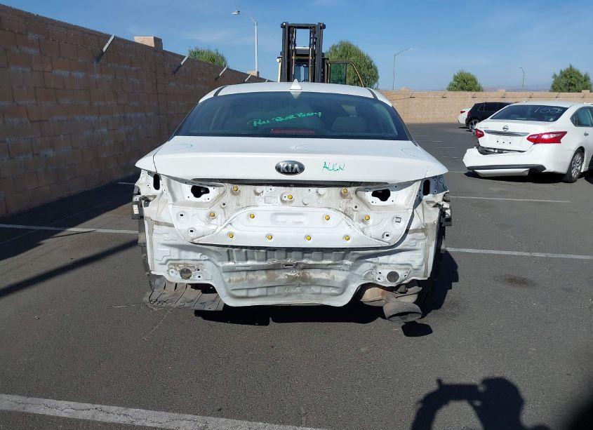 Photo 17 of 2018 Kia Optima LX (VIN 5XXGT4L39JG195325)