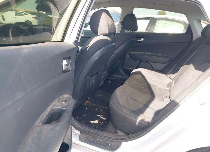 Photo 8 of 2018 Kia Optima LX (VIN 5XXGT4L39JG195325)