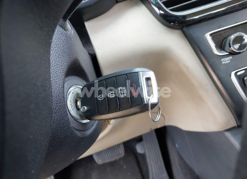 Photo 11 of 2018 Kia Optima LX (VIN 5XXGT4L39JG200457)