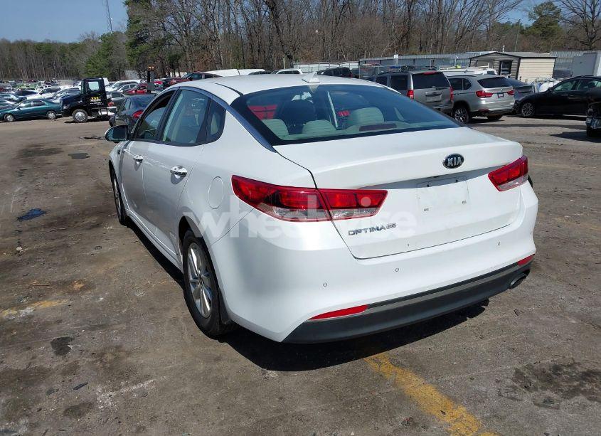 Photo 3 of 2018 Kia Optima LX (VIN 5XXGT4L39JG200457)