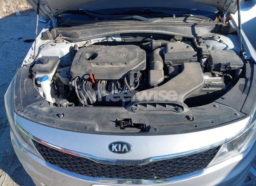 Photo 10 of 2018 Kia Optima LX (VIN 5XXGT4L39JG212527)