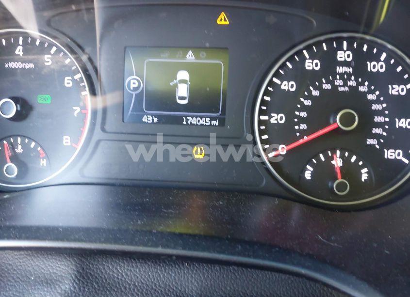 Photo 7 of 2018 Kia Optima LX (VIN 5XXGT4L39JG212527)