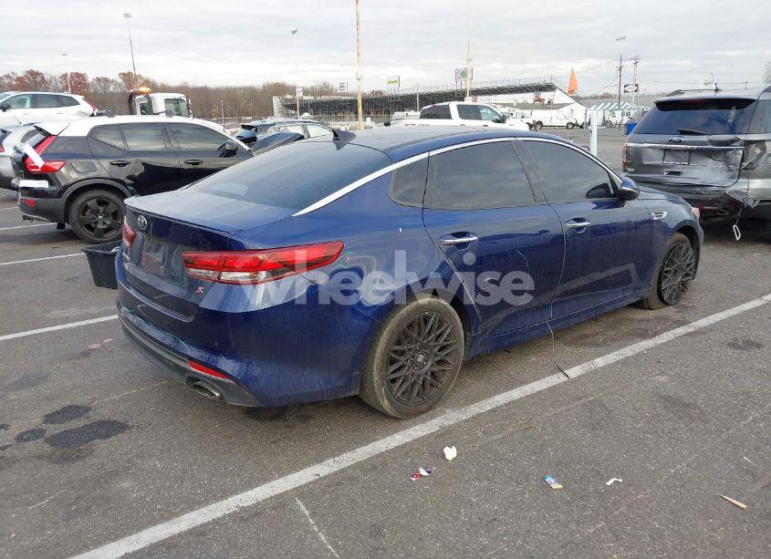 Photo 4 of 2018 Kia Optima S (VIN 5XXGT4L39JG247293)