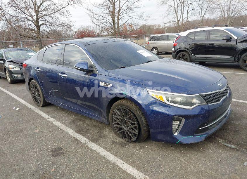 Photo 6 of 2018 Kia Optima S (VIN 5XXGT4L39JG247293)