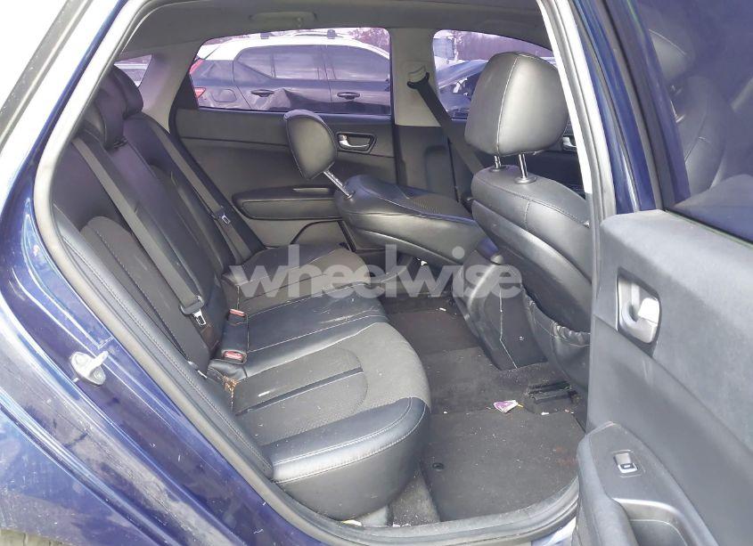 Photo 8 of 2018 Kia Optima S (VIN 5XXGT4L39JG247293)