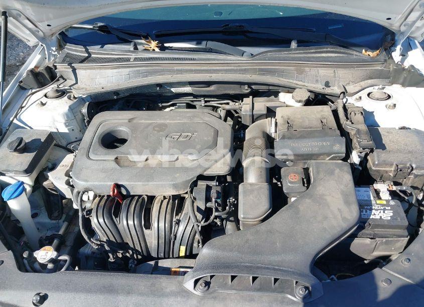 Photo 10 of 2018 Kia Optima LX (VIN 5XXGT4L39JG256348)