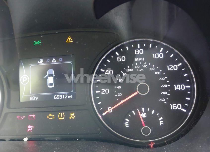 Photo 7 of 2018 Kia Optima LX (VIN 5XXGT4L39JG257774)