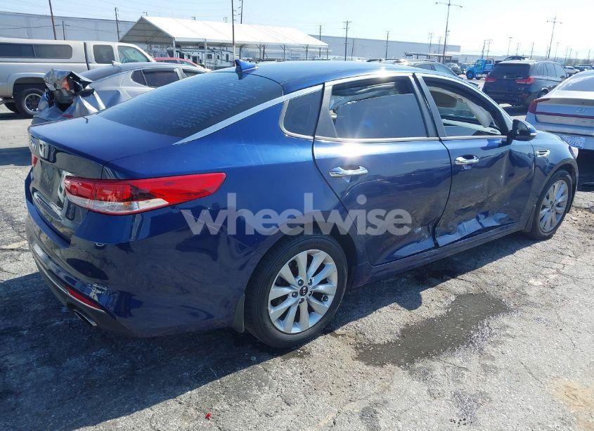 Photo 4 of 2018 Kia Optima LX (VIN 5XXGT4L39JG267138)