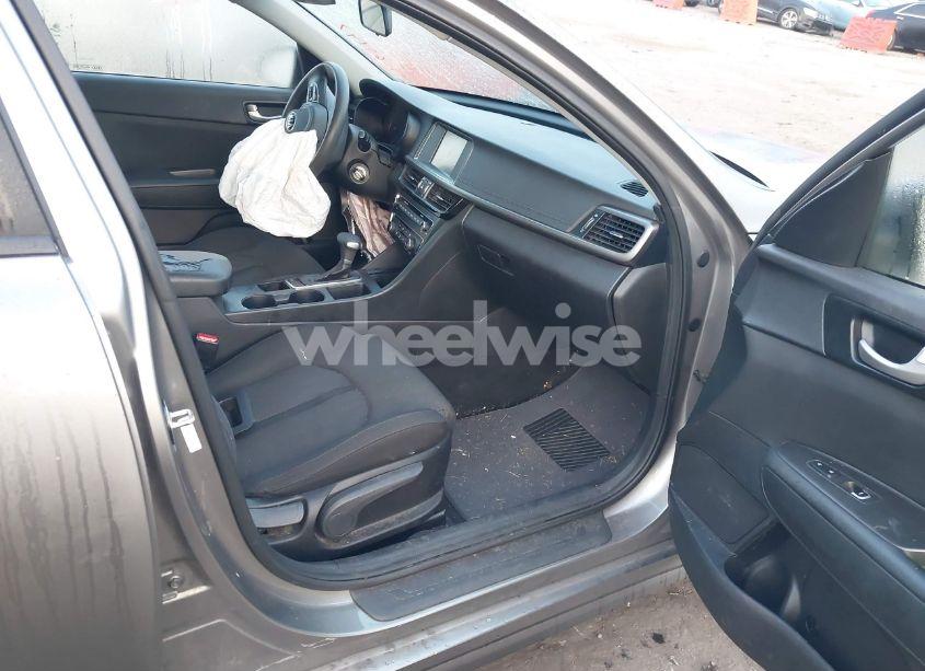 Photo 5 of 2018 Kia Optima LX (VIN 5XXGT4L39JG269147)