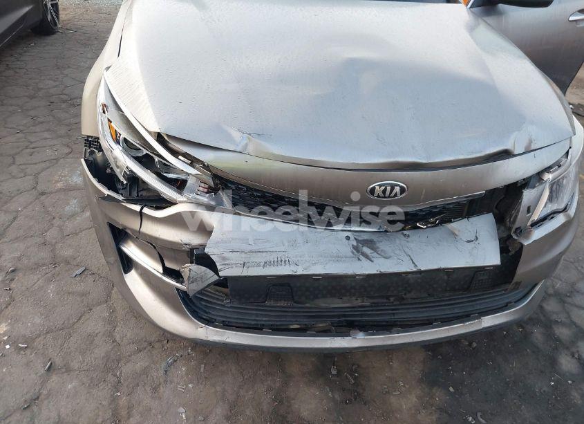 Photo 6 of 2018 Kia Optima LX (VIN 5XXGT4L39JG269147)